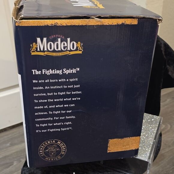 Modelo Portable Ice Maker w/LED & Smart Indicator Lights - Picture 3 of 4